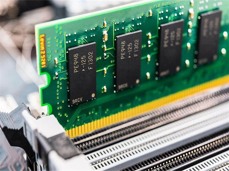 Đảm bảo thanh RAM tương thích với Mainboard